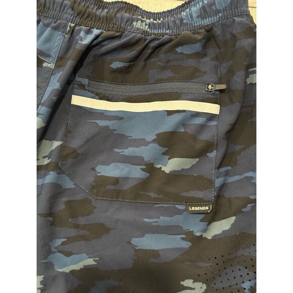 Legends Apparel Mens Active Relay Shorts Size L Blue Camo Unlined 7” Inseam Gym - Picture 13 of 16